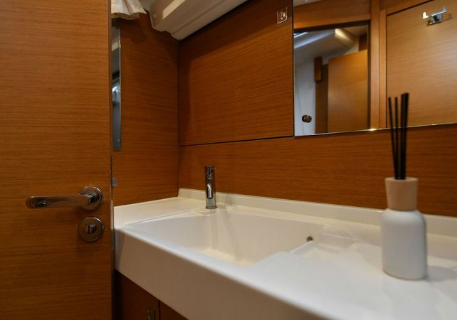 Jeanneau Sun Odyssey 519 | Eva