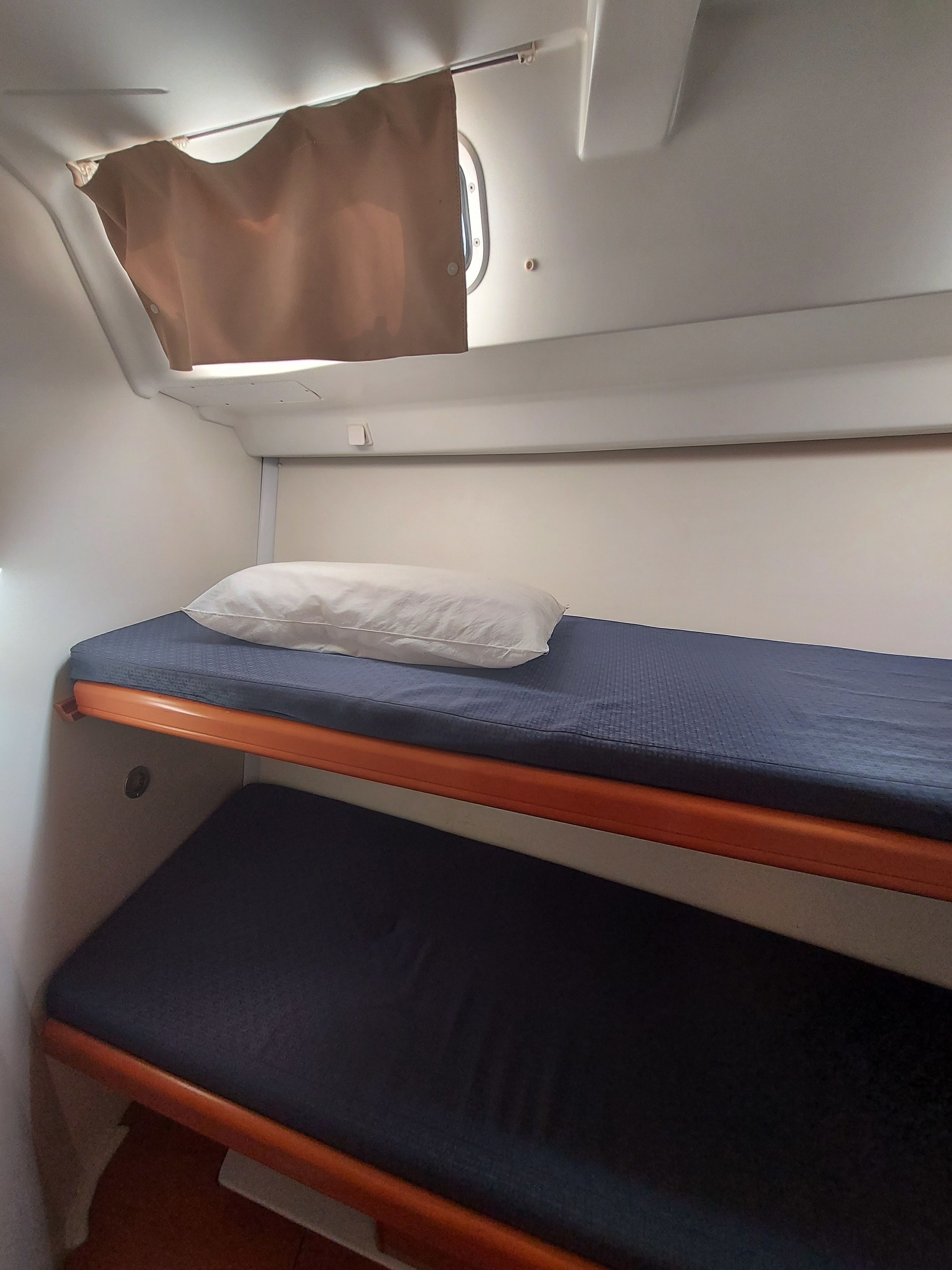 Beneteau Cyclades 43.4 | Aloe Uno