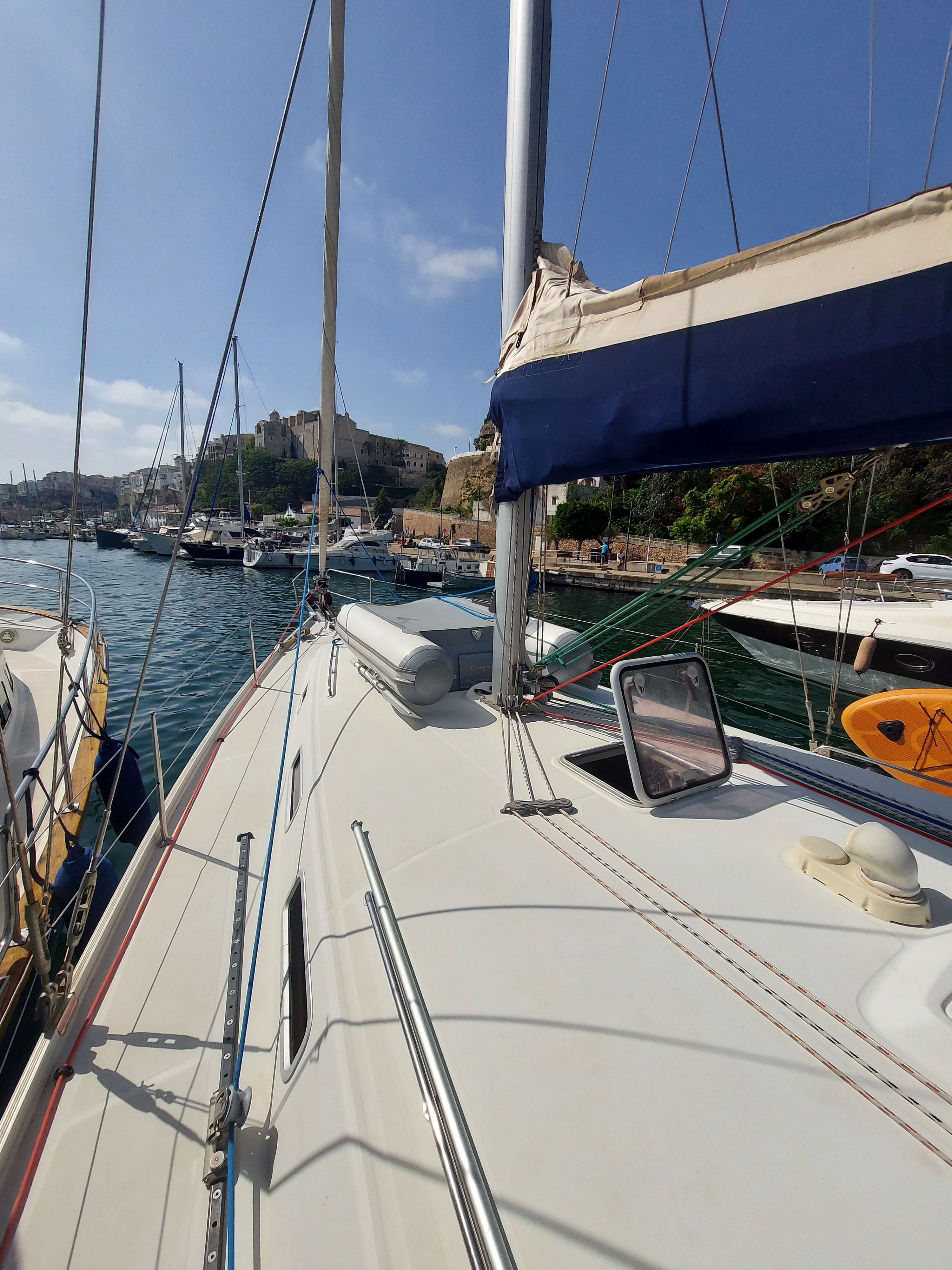 Beneteau Cyclades 43.4 | Aloe Uno