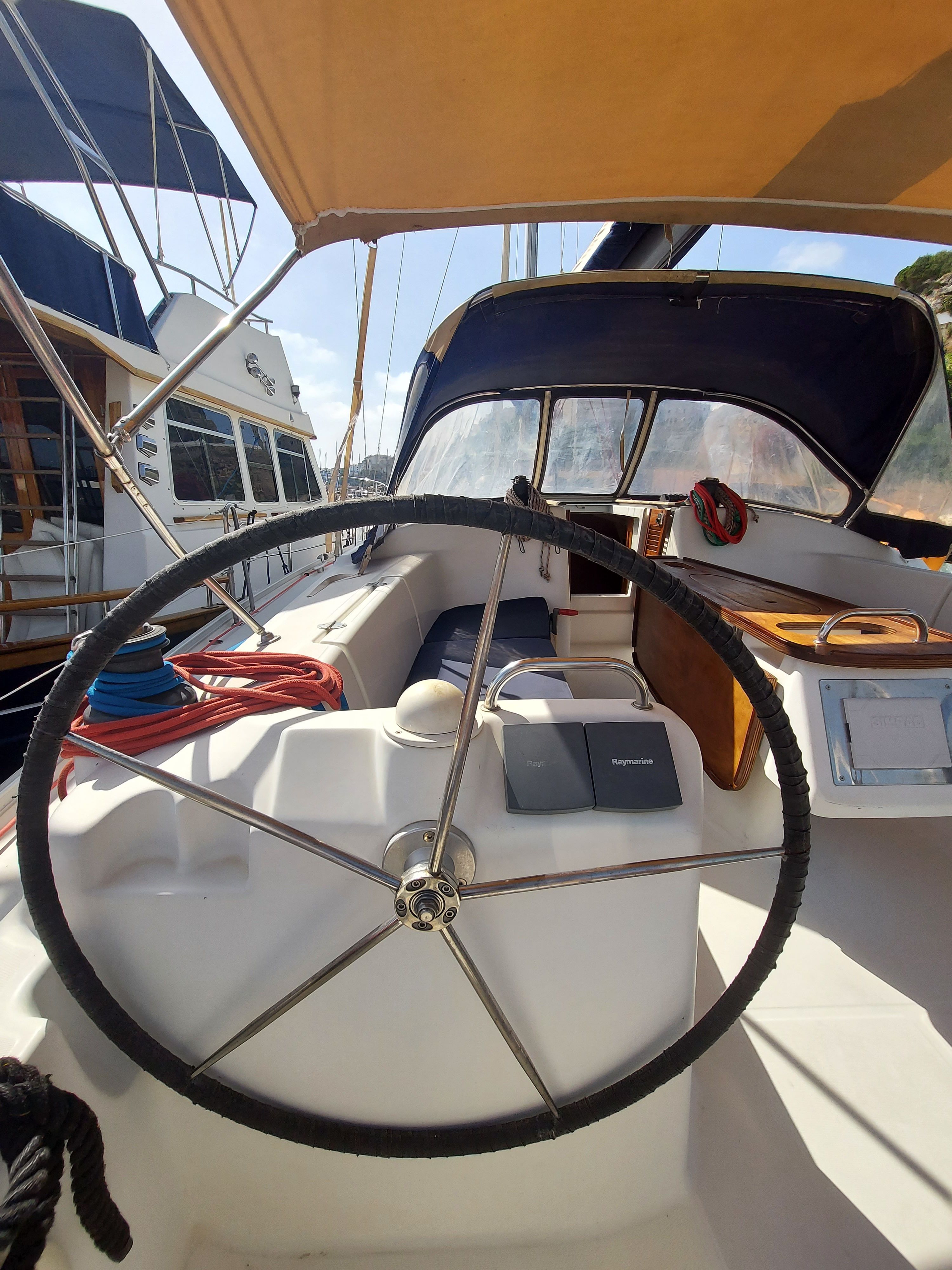 Beneteau Cyclades 43.4 | Aloe Uno