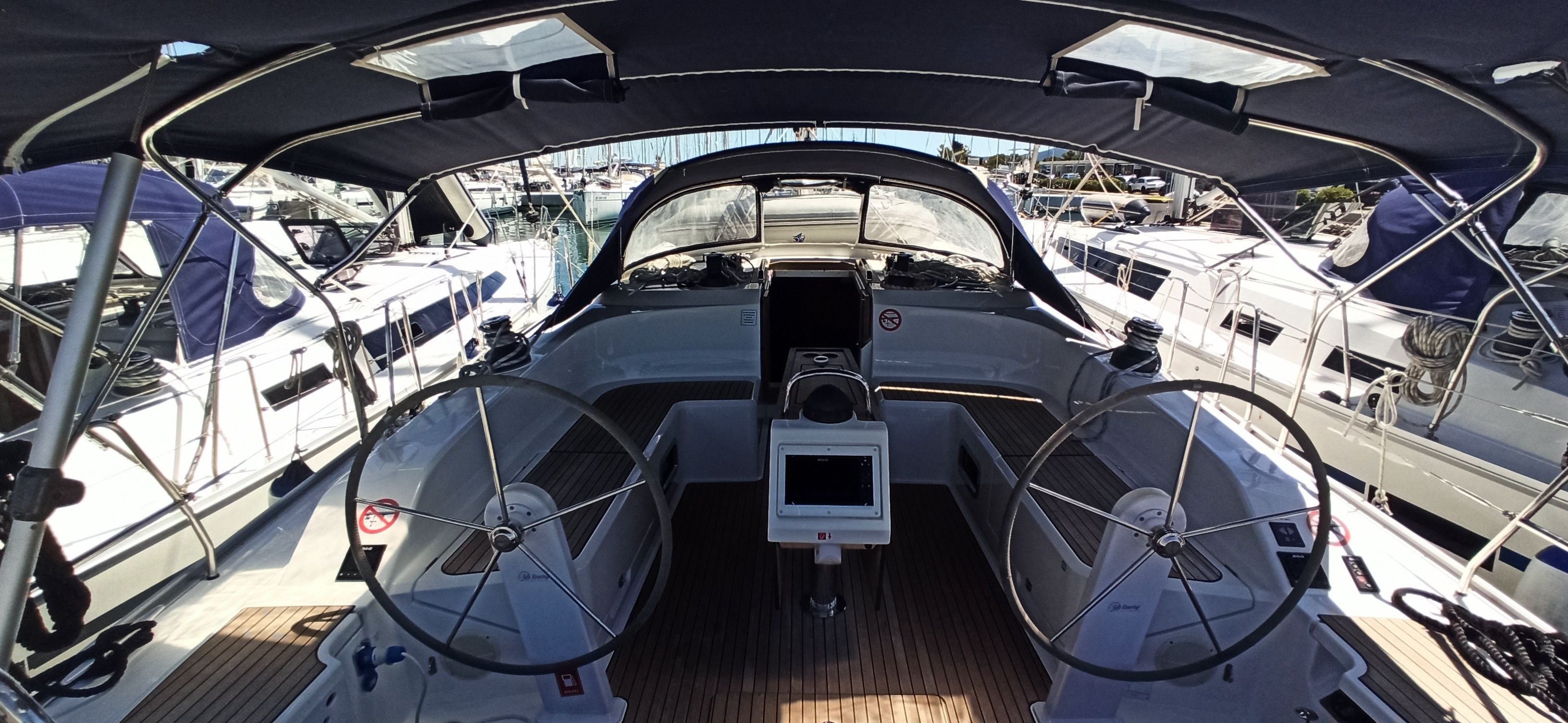 Bavaria Cruiser 51 | Everest