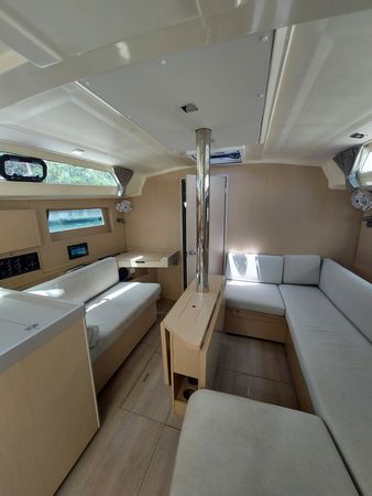 Beneteau Oceanis 41.1 | Barbanegra