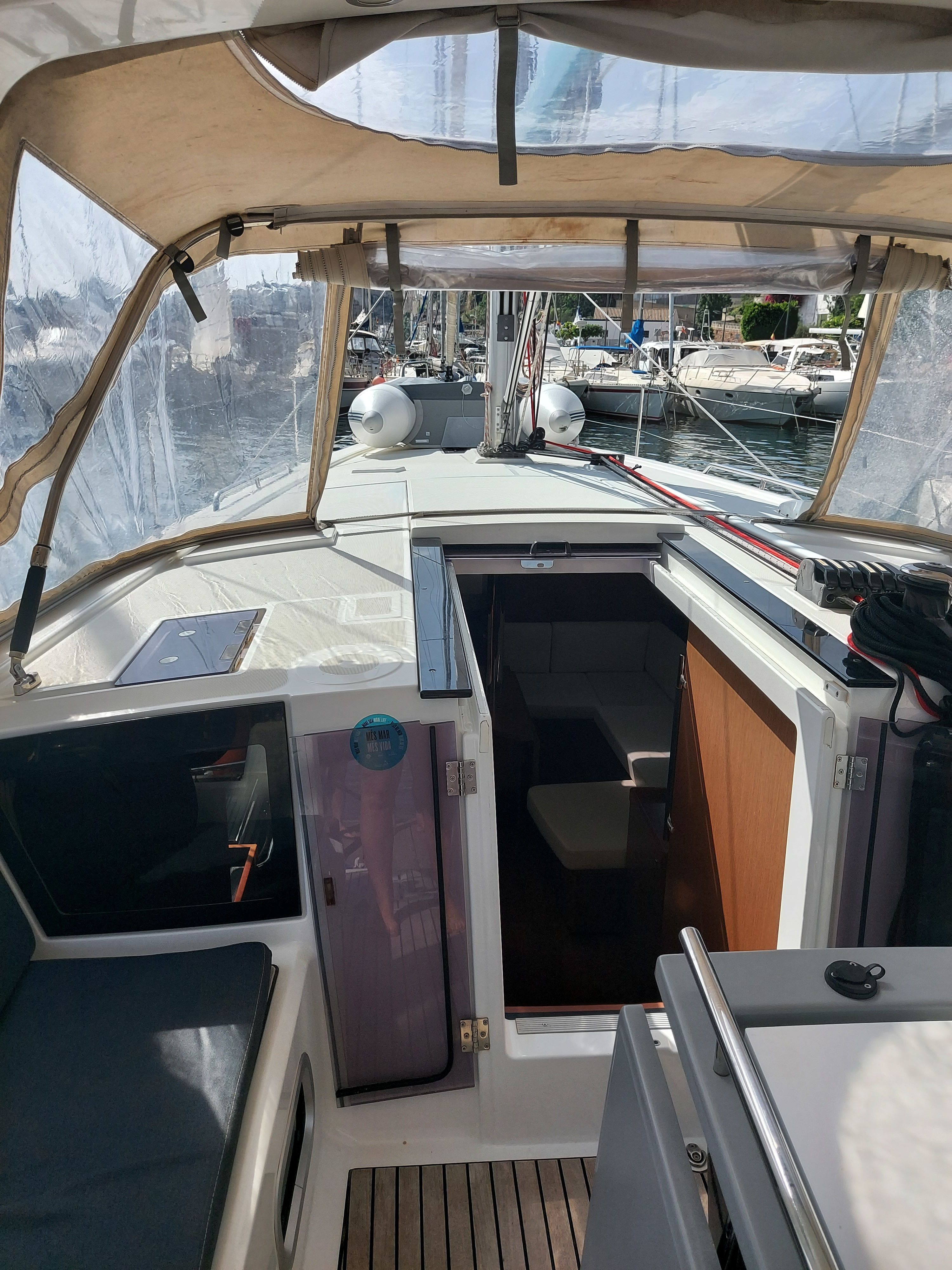 Beneteau Oceanis 41.1 | Barbarroja