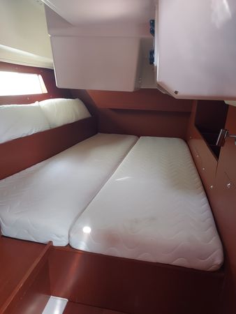 Beneteau Oceanis 41.1 | Barbarroja