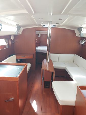 Beneteau Oceanis 41.1 | Barbarroja