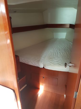 Beneteau Oceanis 37 | Boreas Dos