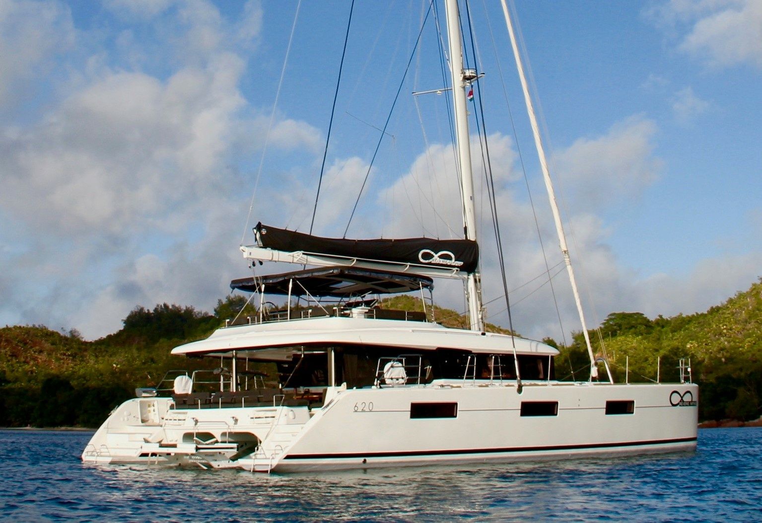 Lagoon 620 | Reverie Infinie
