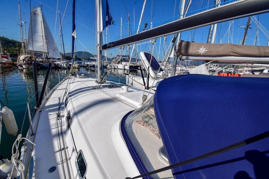 Beneteau Cyclades 43.4 | Blondie