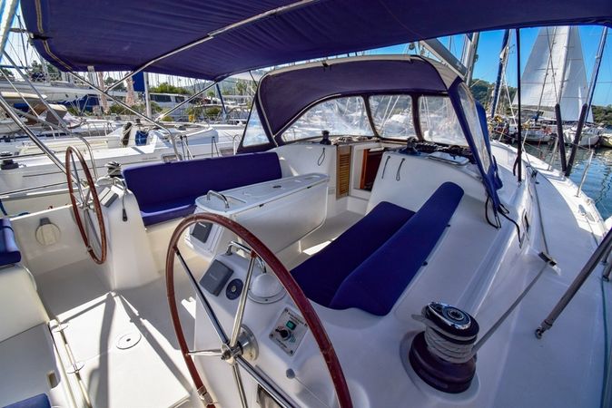 Beneteau Cyclades 43.4 | Blondie
