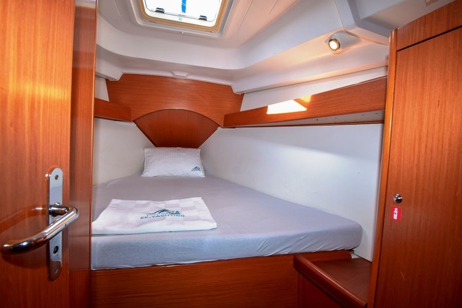 Beneteau Cyclades 43.4 | Blondie