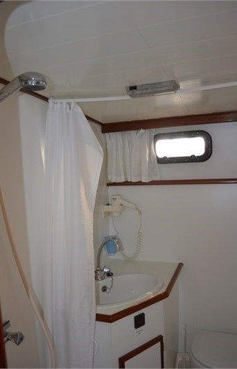 Vri-Jon Contessa 1370 | Silver Lady