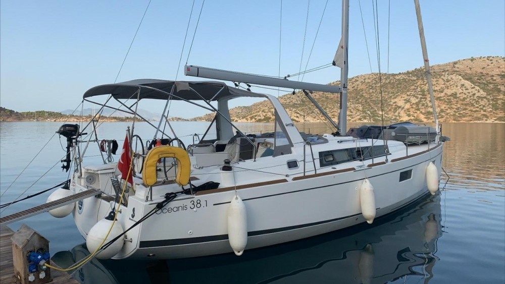 Beneteau Oceanis 38 | Ida