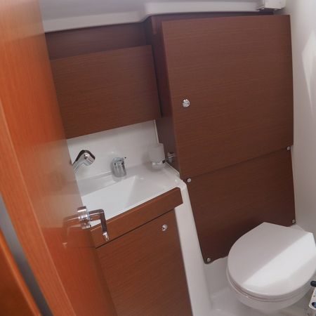 Beneteau Oceanis 38 | Ida