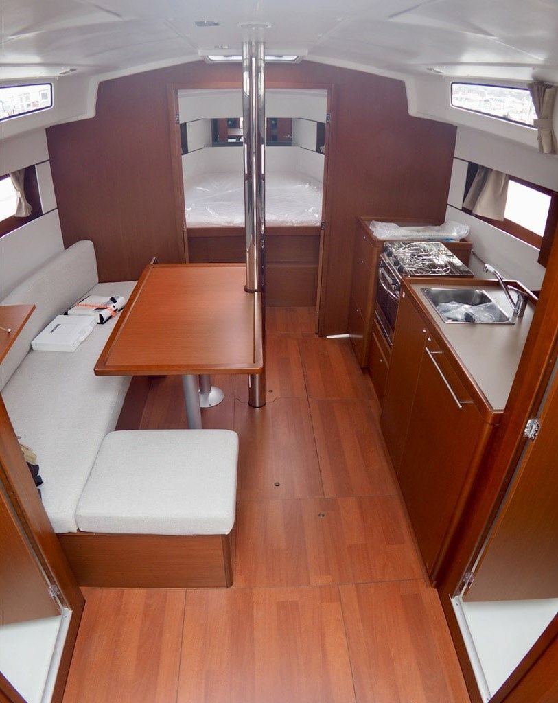 Beneteau Oceanis 38 | Ida