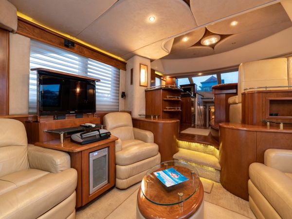 Silverton Ovation 52 | Life of Riley