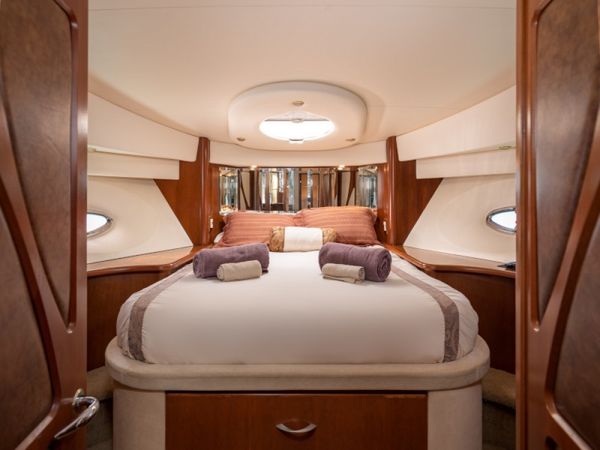 Silverton Ovation 52 | Life of Riley