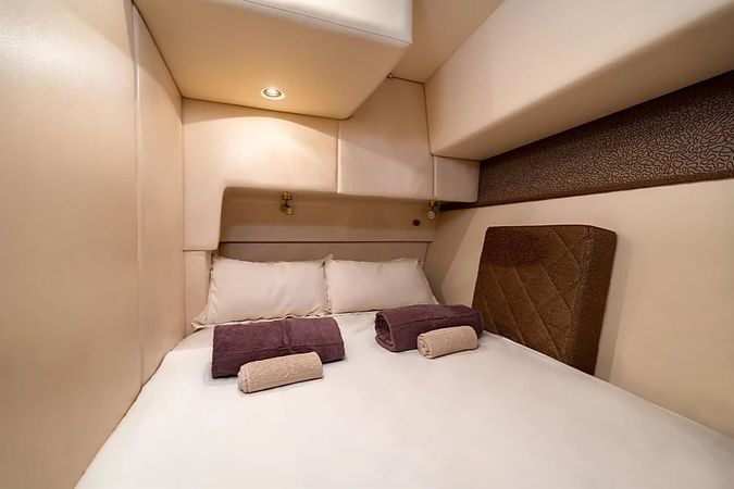 Silverton Ovation 52 | Life of Riley