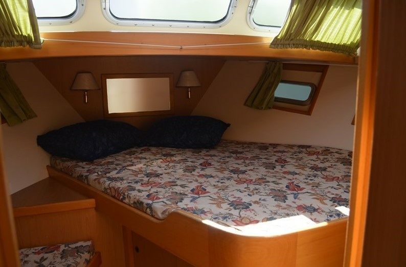 Jachtwerf Gijs van der Valk Valkkruiser 1350 | Blueflower