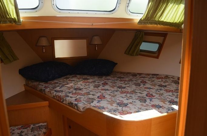 Jachtwerf Gijs van der Valk Valkkruiser 1350 | Blueflower