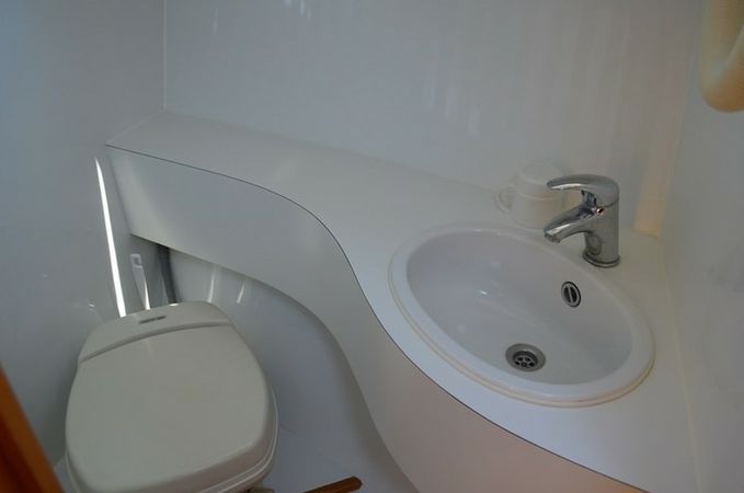 Jachtwerf Gijs van der Valk Valkkruiser 1350 | Blueflower