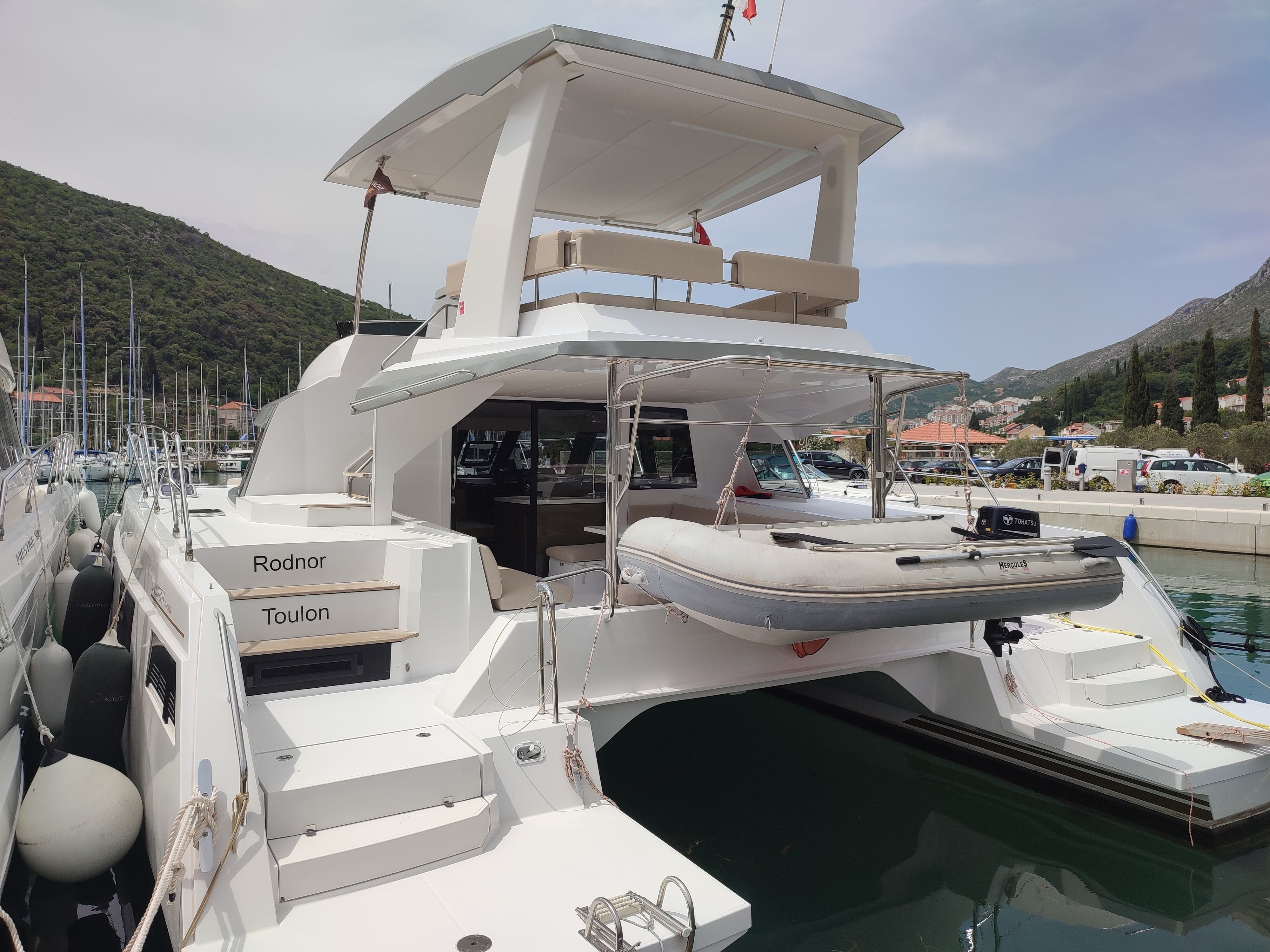 Nautitech 47 Power | Rodnor