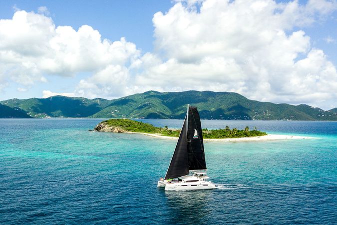 Voyage 590 Electric | Summer Breez