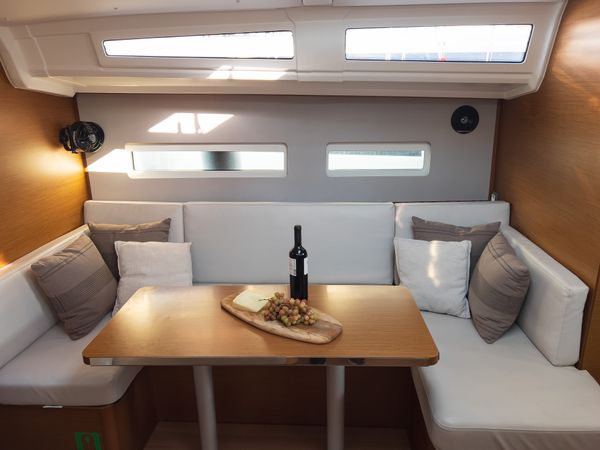 Jeanneau Sun Odyssey 410 | Irene