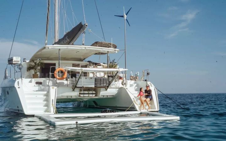 Lagoon 421 | Blue Lagoon