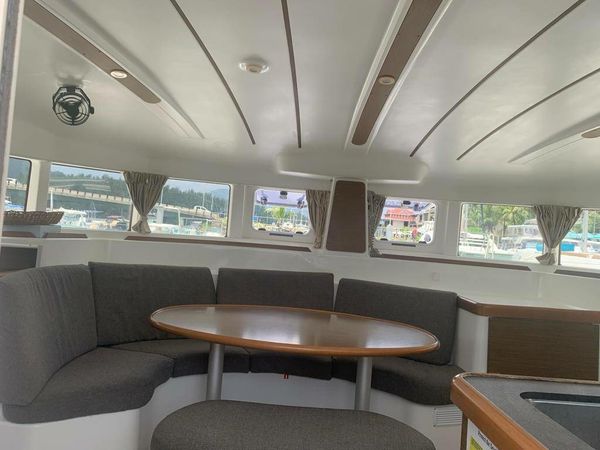 Lagoon 380 S2 | Pampero