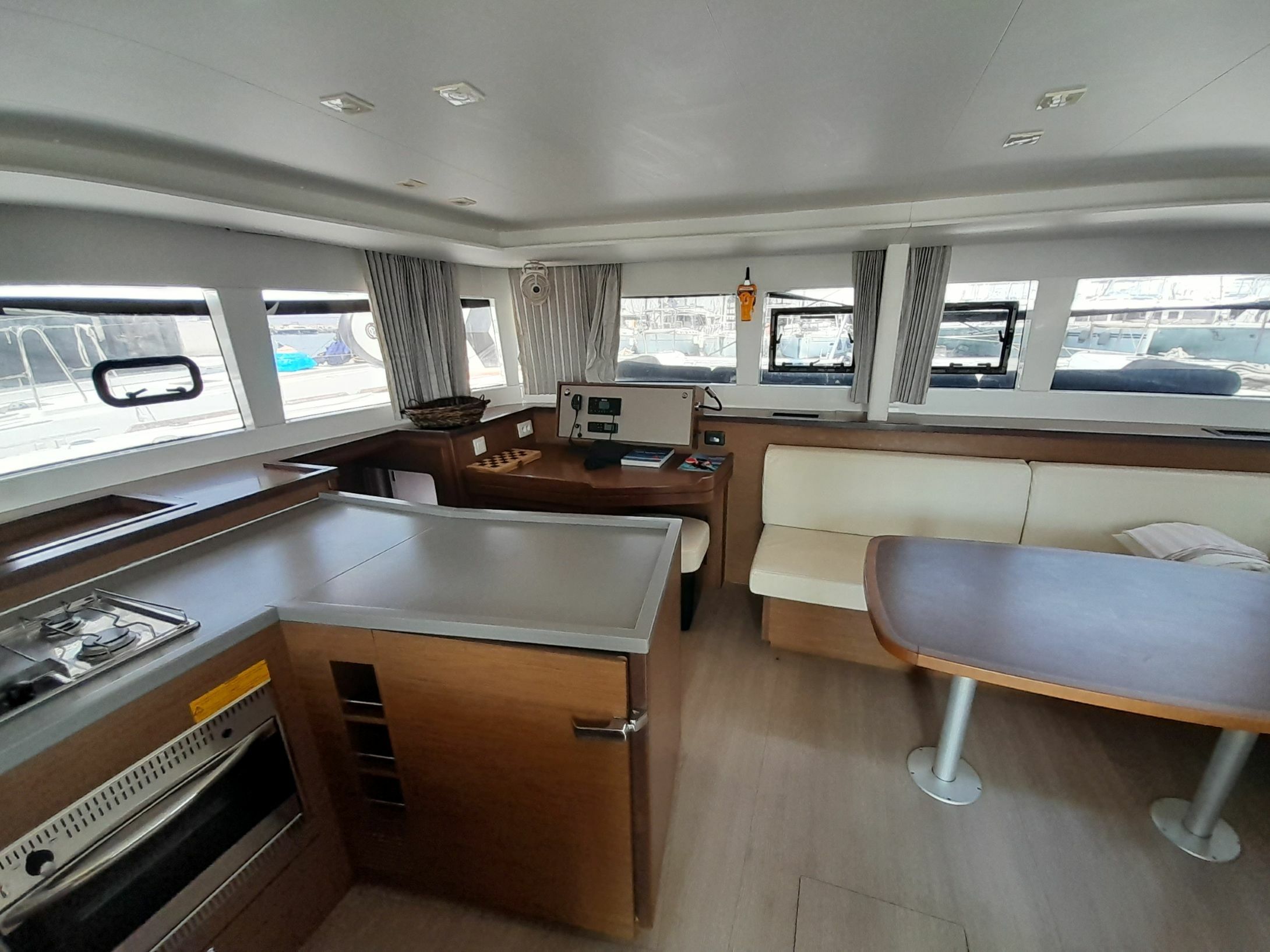 Lagoon 450 F | Annie