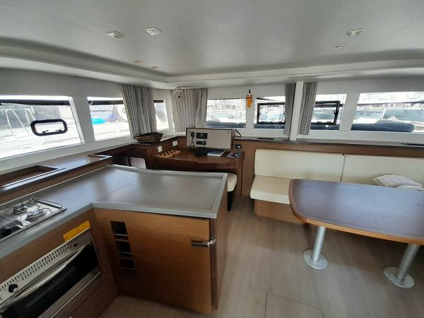 Lagoon 450 F | Annie