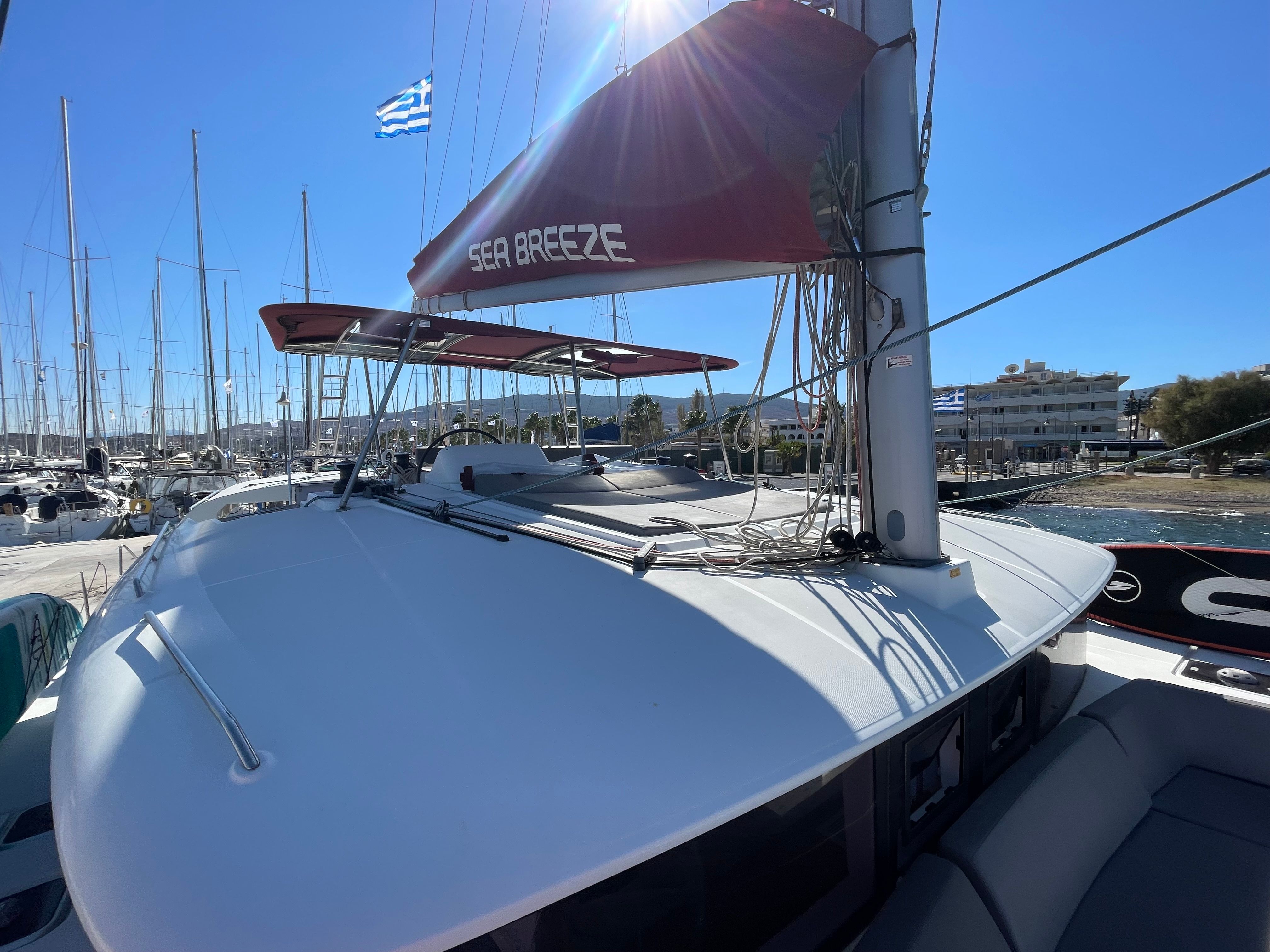 Lagoon 450 F | Sea Breeze