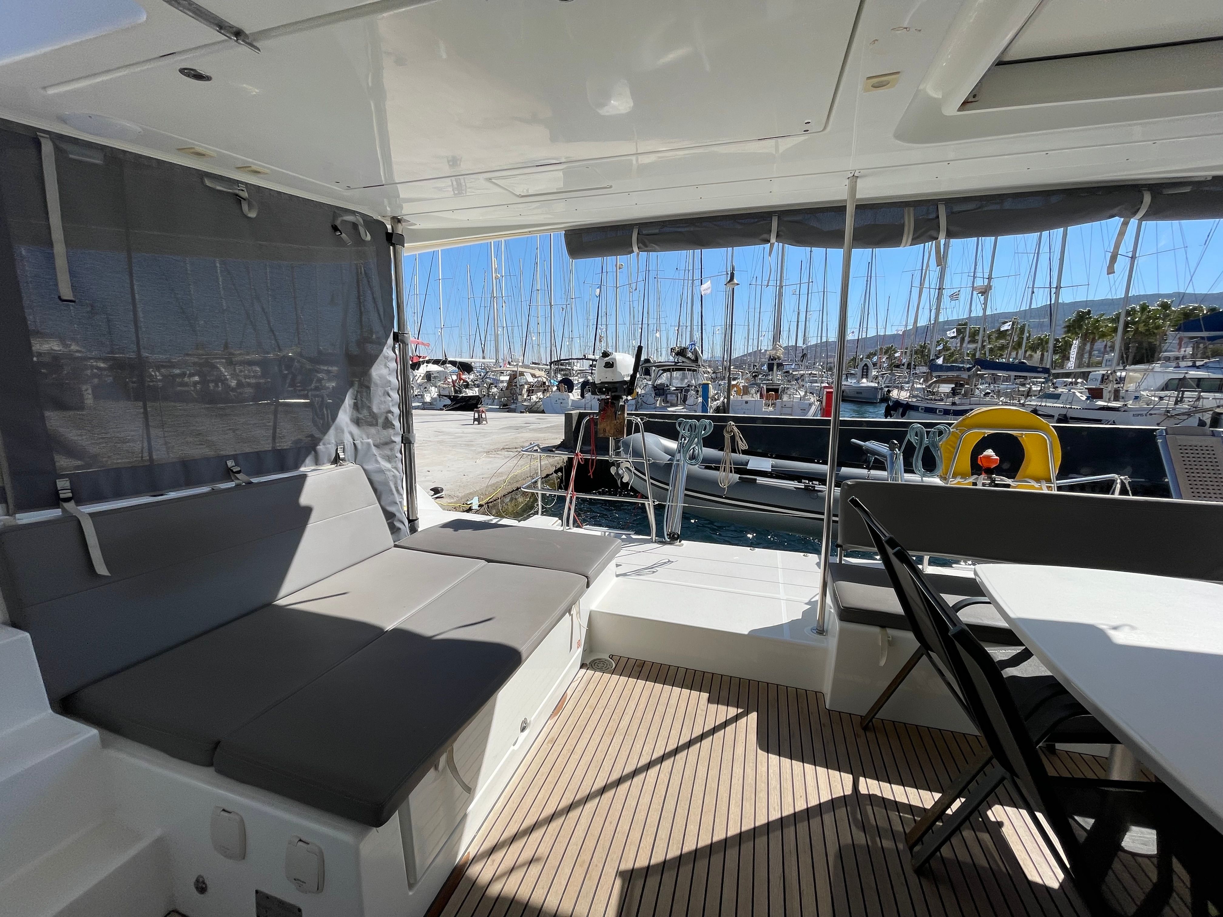 Lagoon 450 F | Sea Breeze