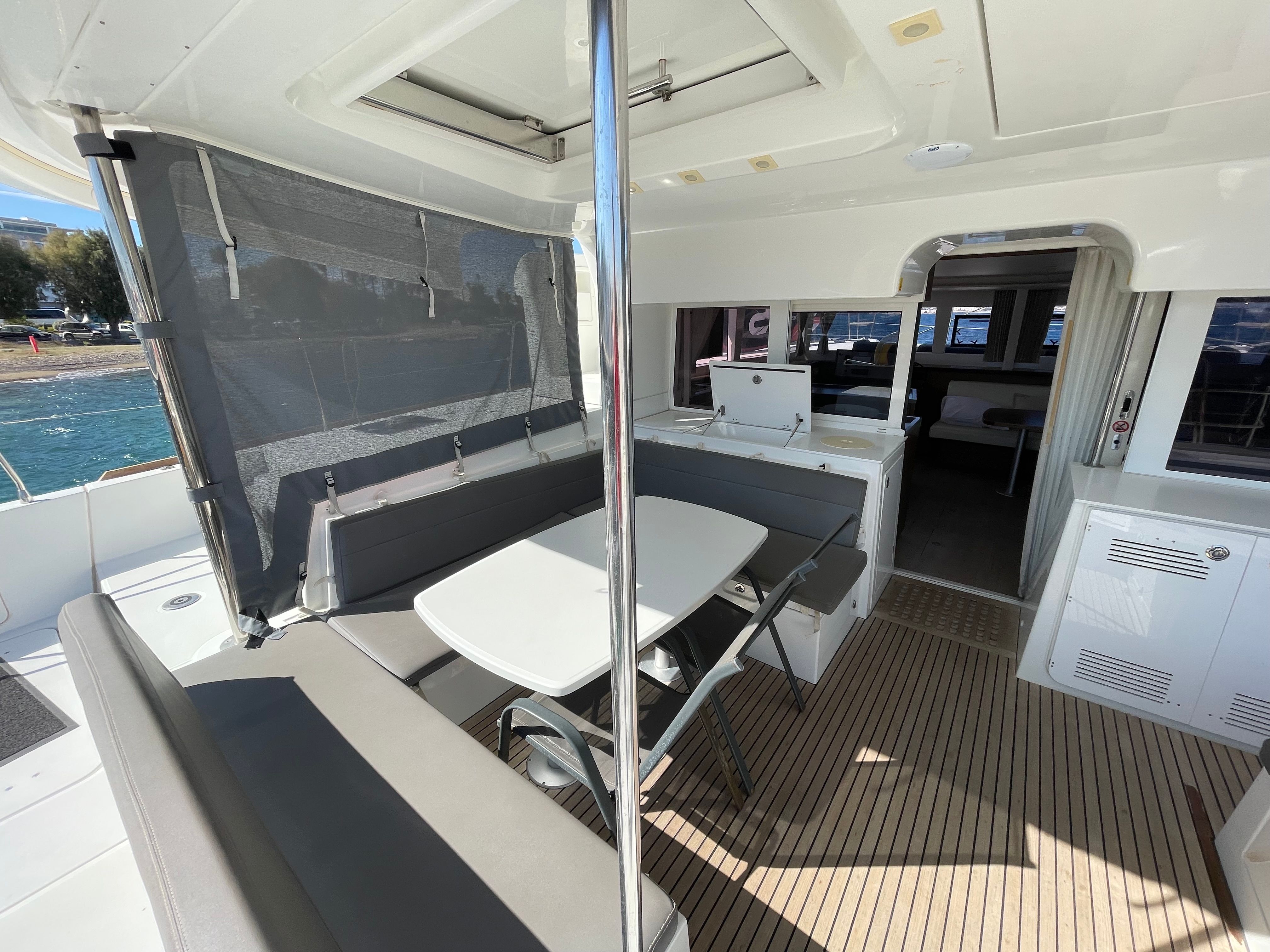 Lagoon 450 F | Sea Breeze