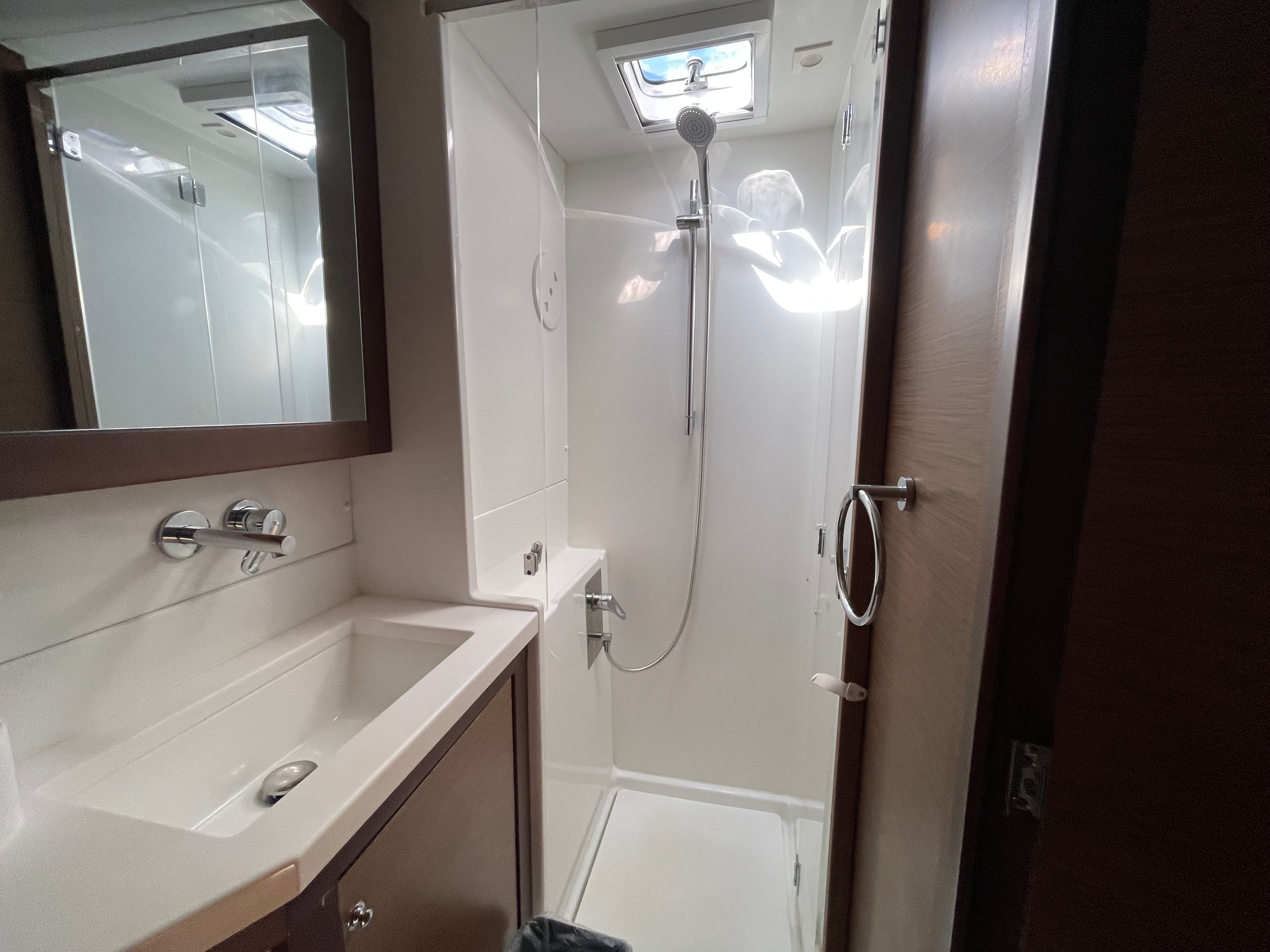 Lagoon 450 F | Sea Breeze