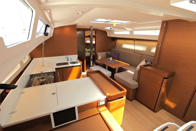 Jeanneau Sun Odyssey 440 | Ermis