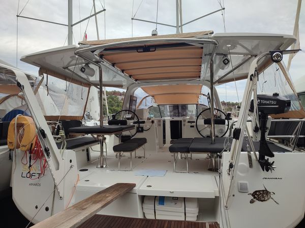 Jeanneau Sun Loft 47 | Ainaros