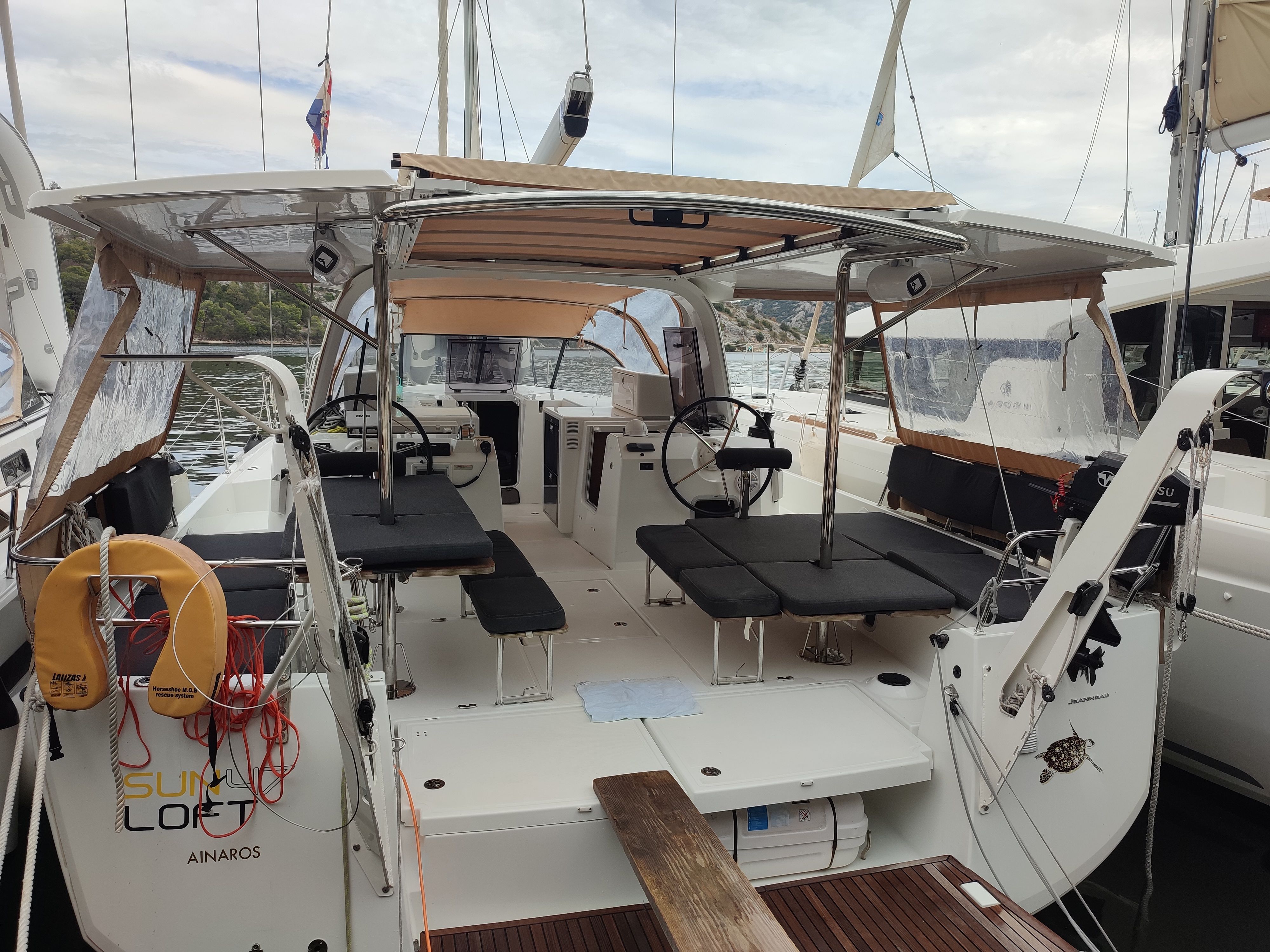 Jeanneau Sun Loft 47 | Ainaros
