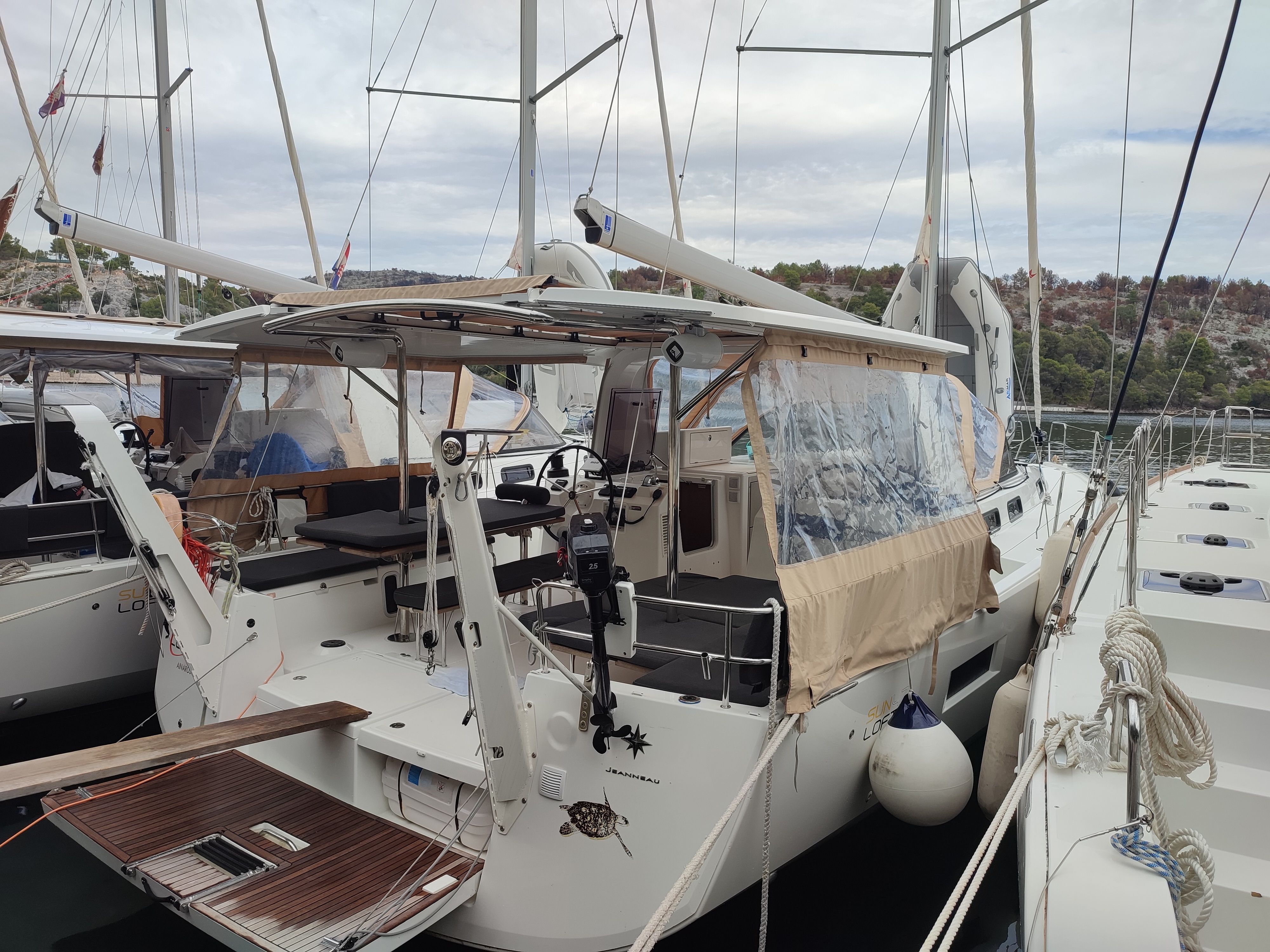 Jeanneau Sun Loft 47 | Ainaros