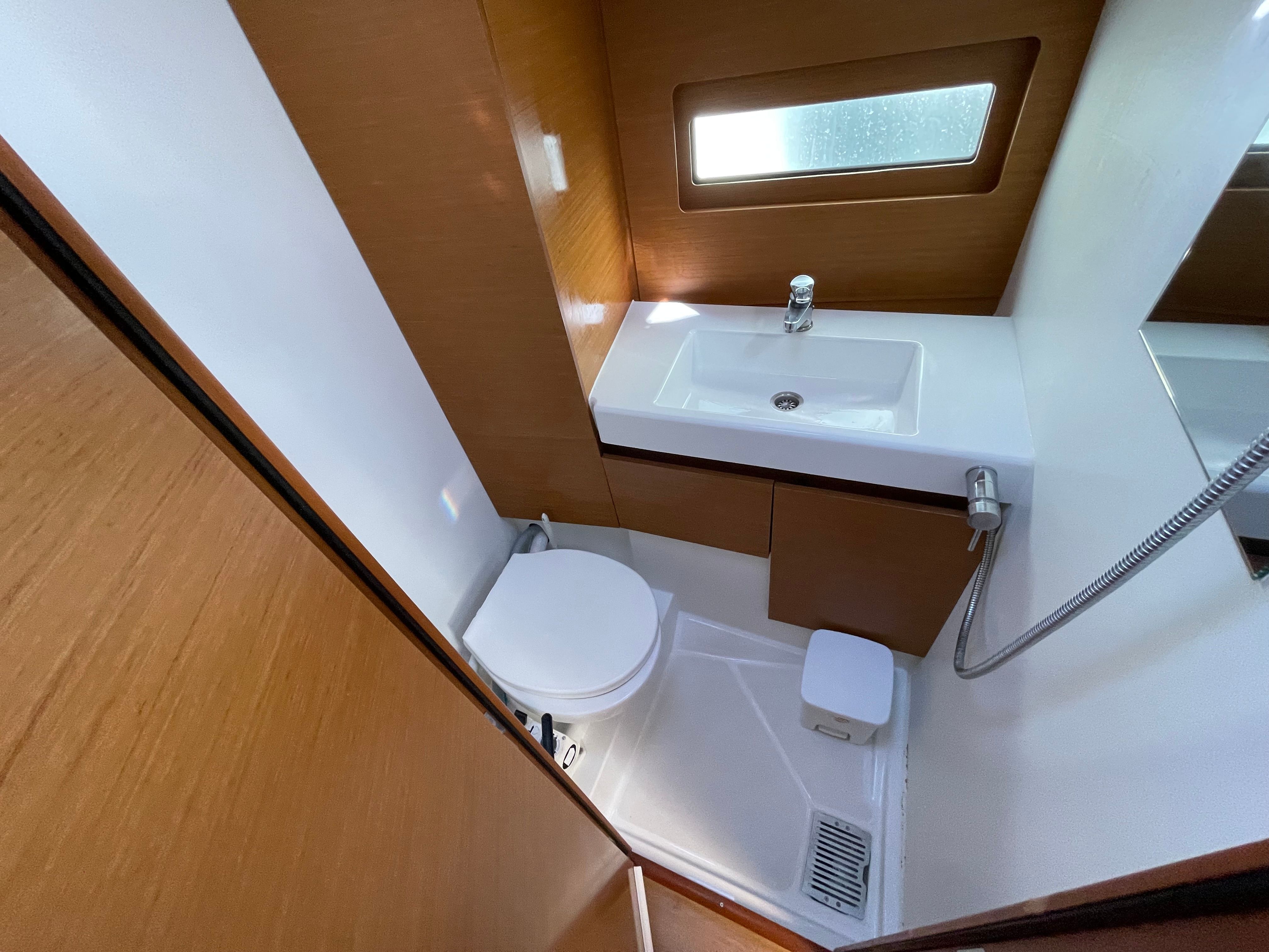 Jeanneau Sun Loft 47 | Anaire