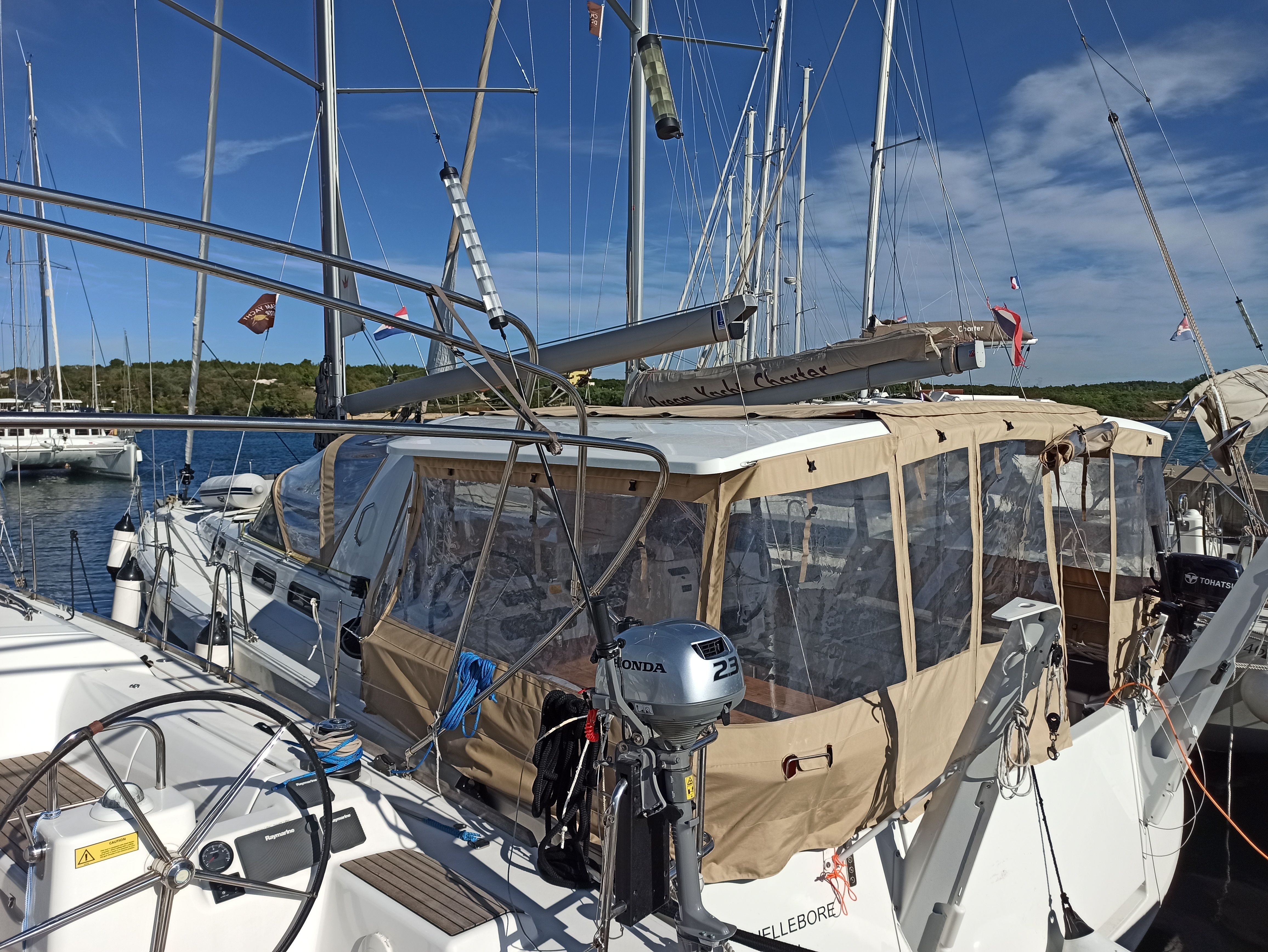 Jeanneau Sun Loft 47 | Hellebore