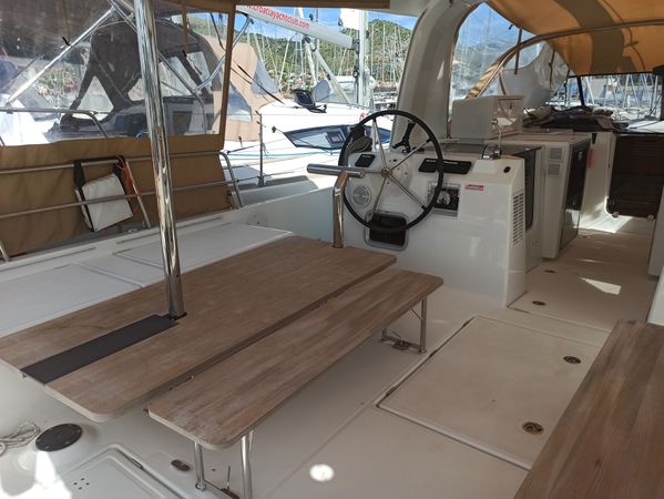 Jeanneau Sun Loft 47 | Hellebore