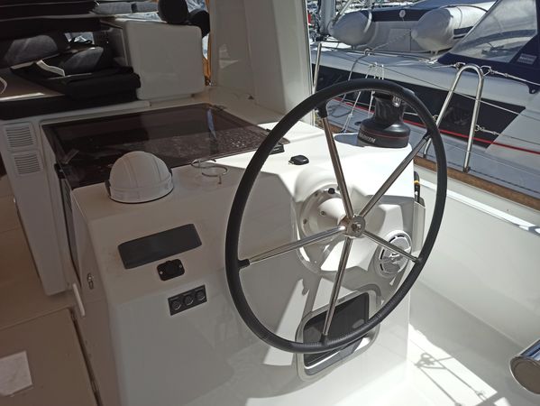 Jeanneau Sun Loft 47 | Hellebore