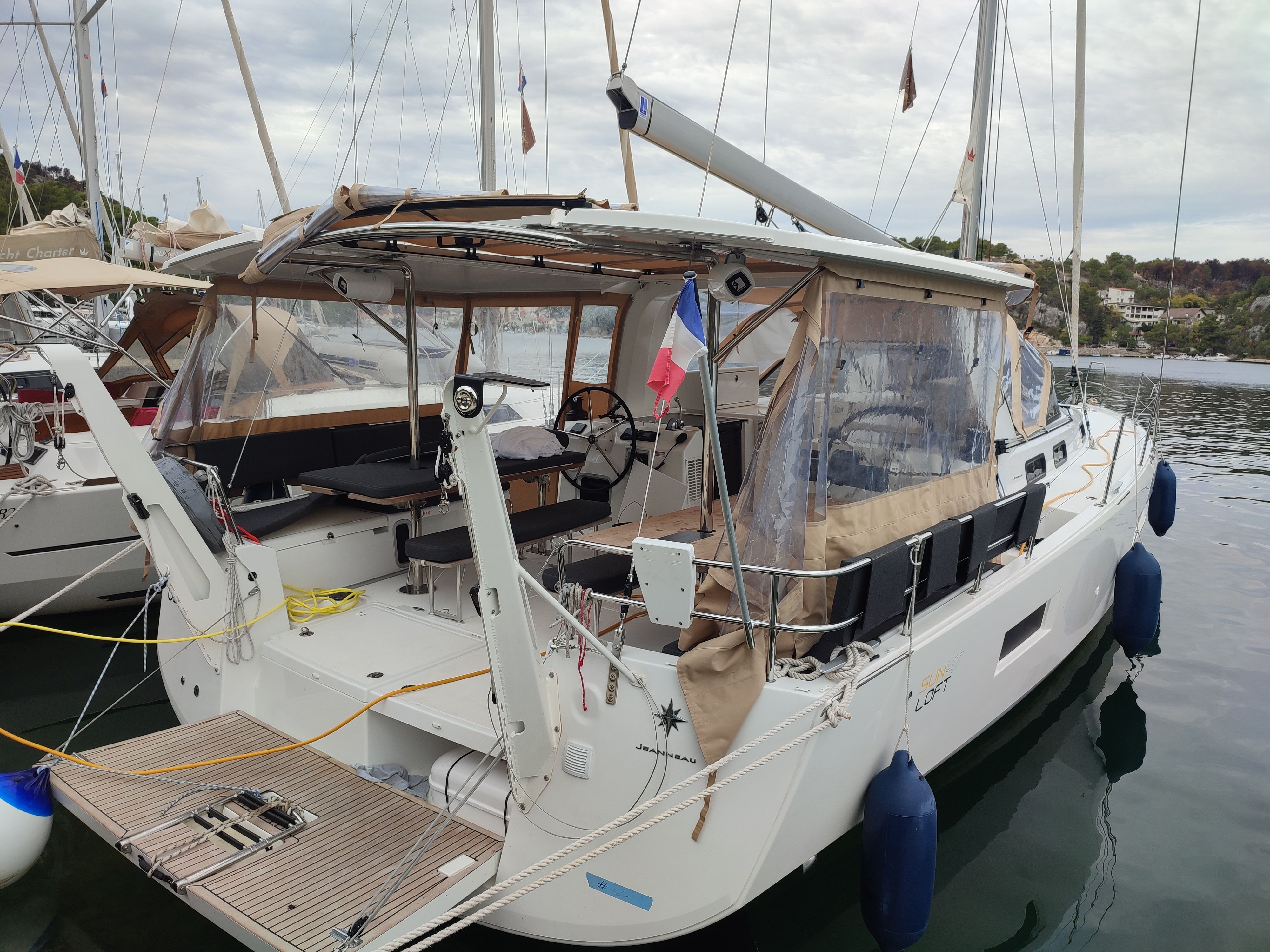 Jeanneau Sun Loft 47 | Gentiane