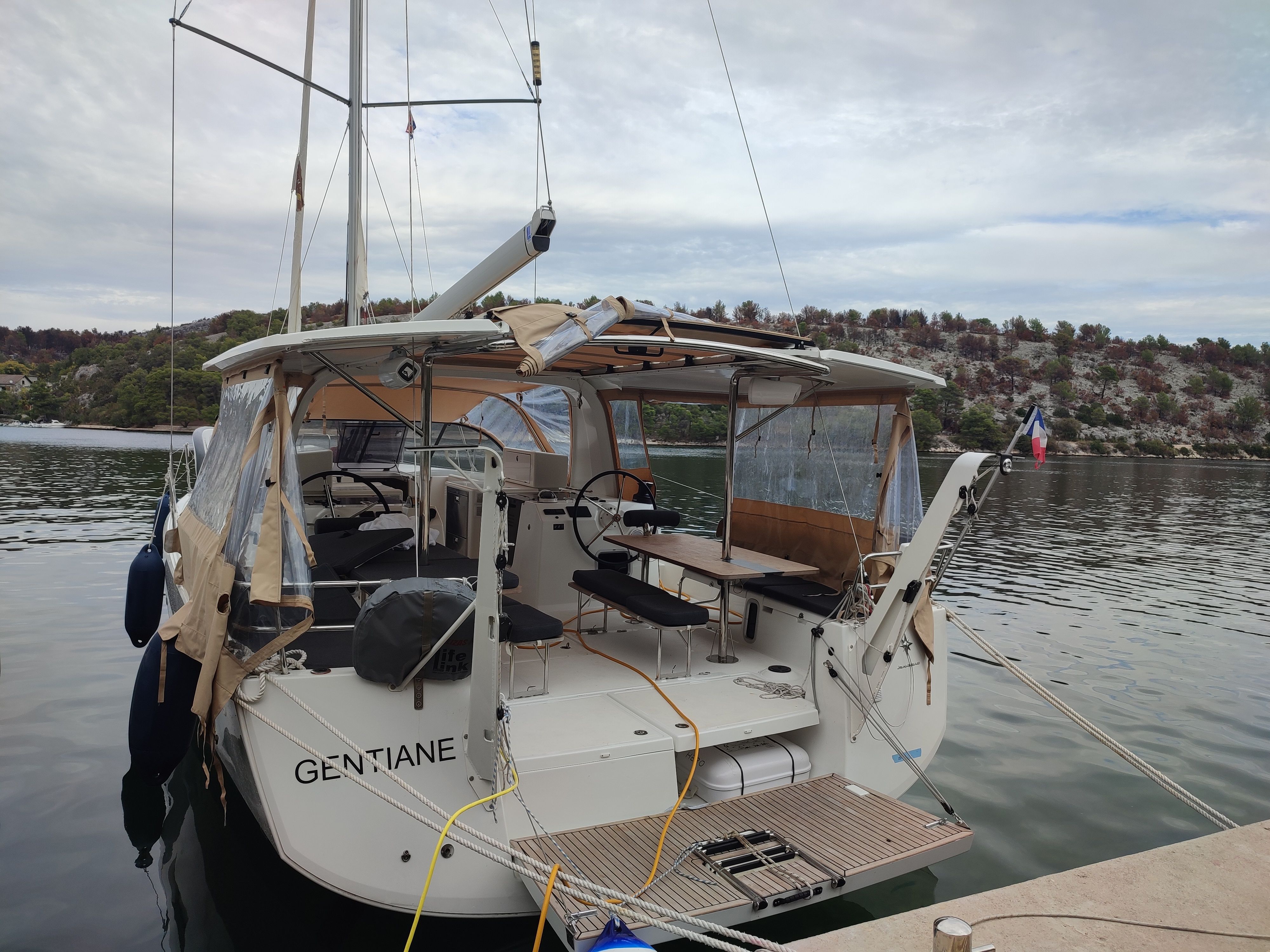 Jeanneau Sun Loft 47 | Gentiane