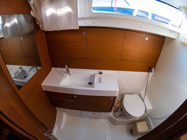 Jeanneau Sun Odyssey 519 | Mayflower