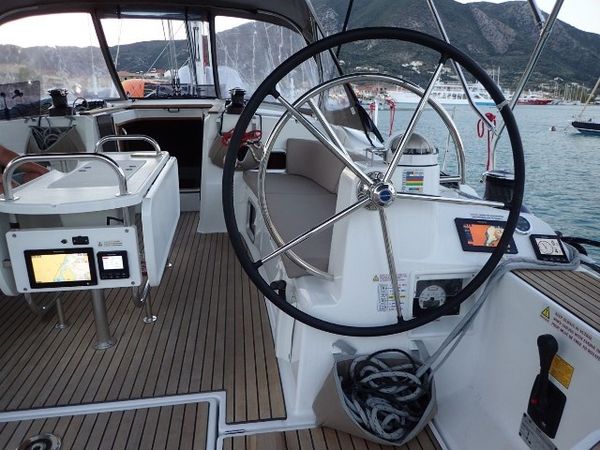 Jeanneau Sun Odyssey 519 | Mayflower