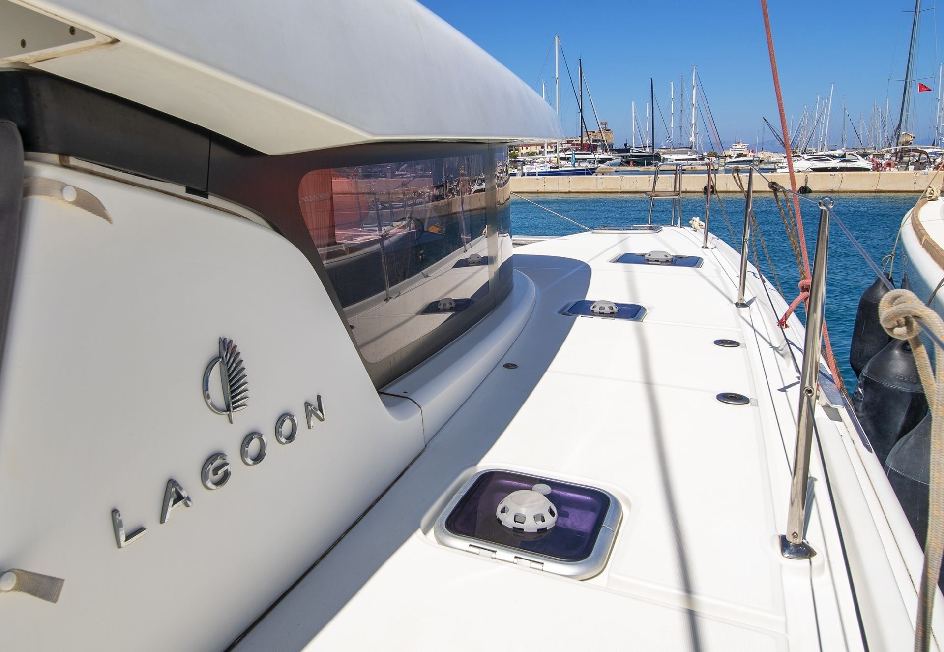 Lagoon 42 | Ionas