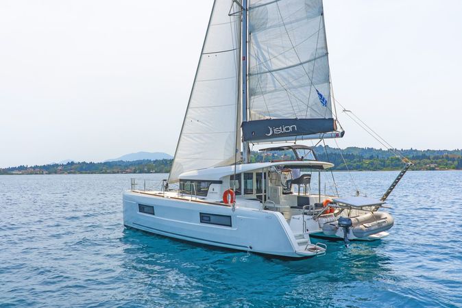 Lagoon 40 | Thalasea