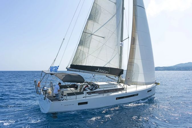 Jeanneau Sun Odyssey 490 | Goldfish